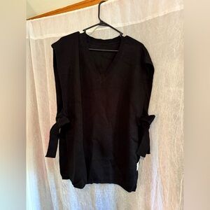 SHEIN Black V-Neck Sweater with Bow Details